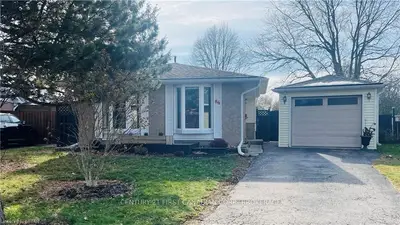 86 Speight Court, London East, On N5v 3j3