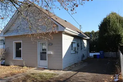 291 QUEEN Street, Norfolk County, ON N3Y 3Y8