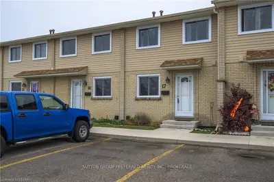 775 Osgoode Drive 17, London South, On N6e 1c2