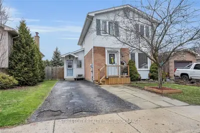 248 Ardsley Crescent, London North, On N6g 3w7