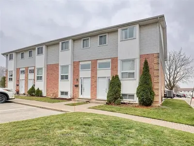 110 Deveron Crescent 1, London South, On N5z 4w7