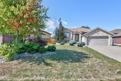 343 PIROLI Crescent, Lakeshore, ON N0R 1A0