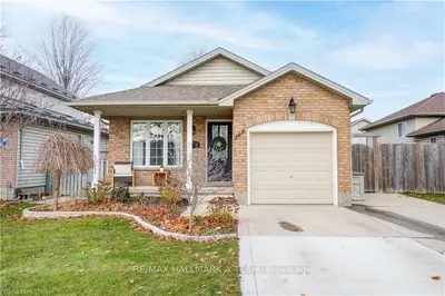 266 Tartan Drive, London East, On N5v 4w7