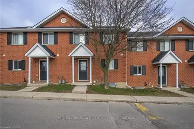 190 Fleming Drive 5, London East, On N5v 5b8