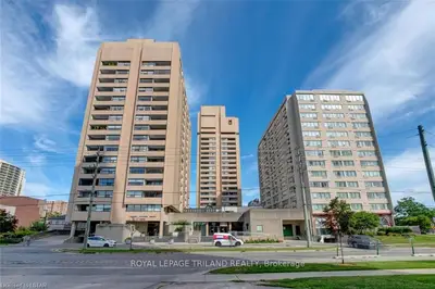 380 King Street 906, London East, On N6b 3n3