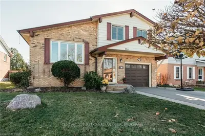 176 Clarendon Crescent, London South, On N6c 5b8