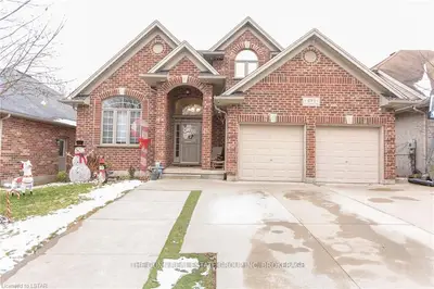 493 Sandybrook Drive, London North, On N5x 4h1