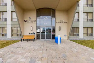 1030 Coronation Drive 804, London North, On N6g 0g5