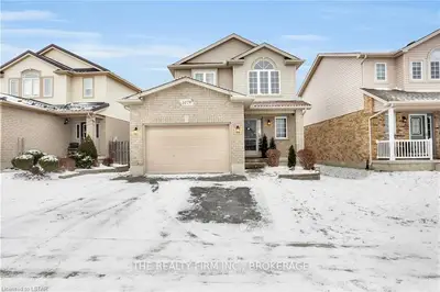 1079 Marigold Street, London North, On N5x 4p2