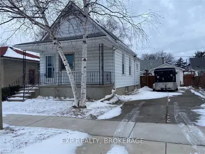 356 CAMERON Street, Sarnia, ON N7T 4B6