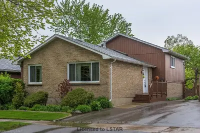 70 Archer Crescent, London South, On N6e 2a5