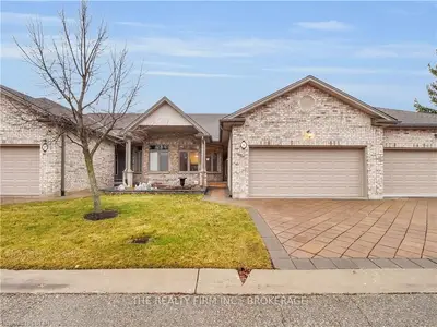 44 Edgevalley Road 36, London East, On N5y 5p7
