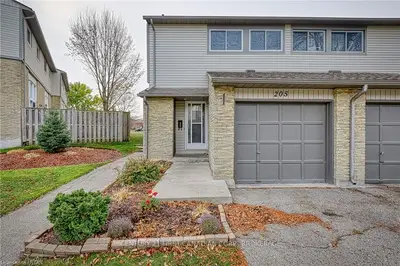 205 Deveron Crescent, London South, On N5z 4s7