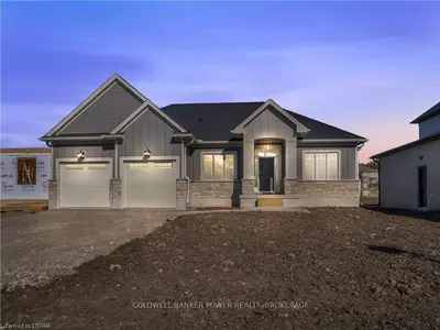 356 Manhattan Drive, London South, On N6k 0l5