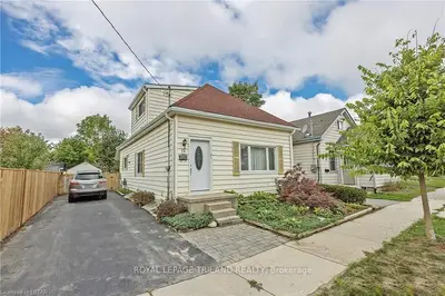15 Hydro Street, London East, On N5z 2h5