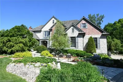 189 Hartson Court, London North, On N6h 5b3
