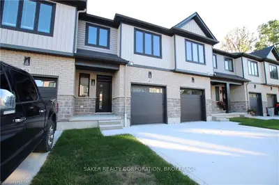 601 Lions Park Drive 85, Strathroy-caradoc, On N0l 1w0