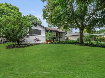 84 Westbury Avenue, London South, On N6j 3g1