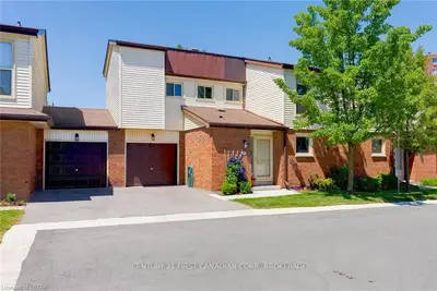 770 Fanshawe Park Road 32, London North, On N5x 1l5
