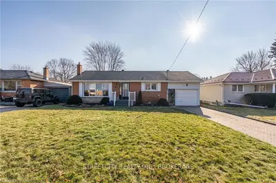 231 Holgate Road, London East, On N5v 1c1