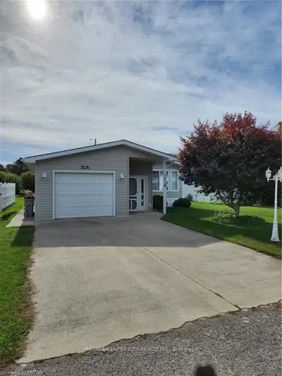 20a Miller Street, Strathroy-caradoc, On N7g 1a6