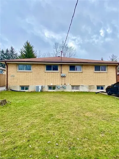 1903 Wavell Street 1, London East, On N5w 2e3