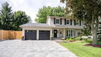 1697 Louise Boulevard, London North, On N6g 2r4
