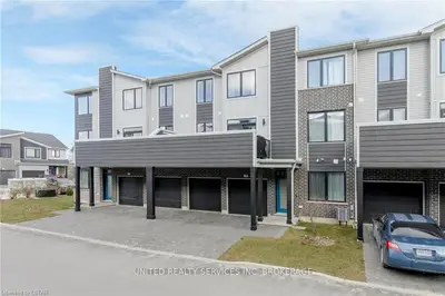 177 Edgevalley Road 10, London East, On N5v 0c5
