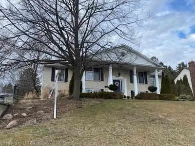 8 Owl Drive, Tillsonburg, On N4g 4m8