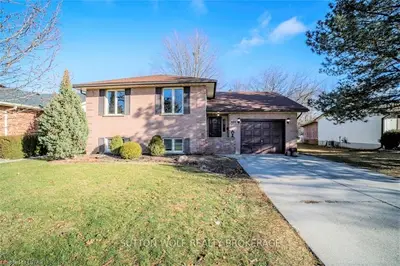 429 Drury Lane, Strathroy-caradoc, On N7g 3g2