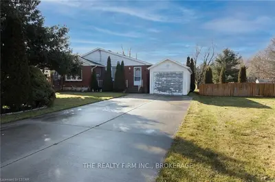 239 Stella Street, Southwest Middlesex, On N0l 1m0