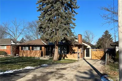 186 Gladman Avenue, London South, On N6j 1x5
