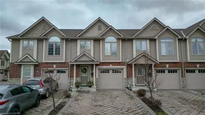 2153 North Routledge Park 38, London North, On N6g 0j8