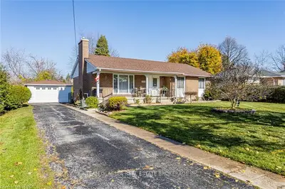 166 Base Line Road W, London South, On N6j 1v7