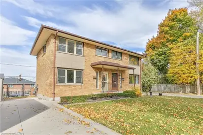 175 Renfro Crescent, London South, On N5z 3b5