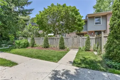 42 Berkshire Court, London South, On N6j 3n7