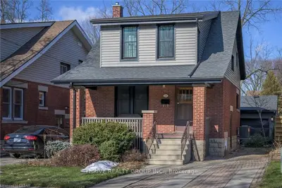 206 Windsor Avenue, London South, On N6c 2a4
