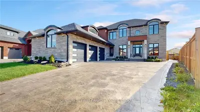 6481 Storey Chase, London South, On N6p 0g3