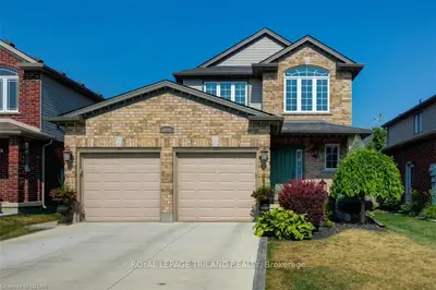 1048 Silverfox Drive, London North, On N6g 0g2
