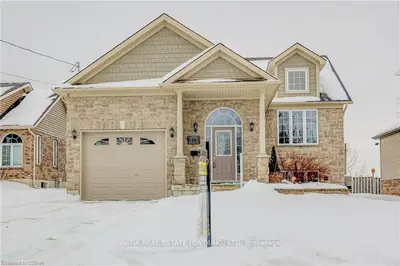 279 SOUTH STREET EAST Street, West Grey, ON N0G 1R0