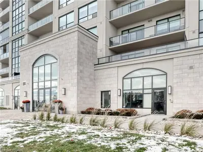 260 Villagewalk Boulevard 207, London North, On N6g 0w6
