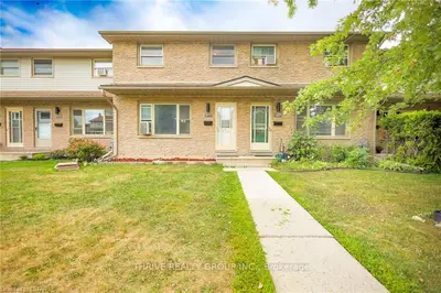 975 Notre Dame Drive, London South, On N6j 3c3
