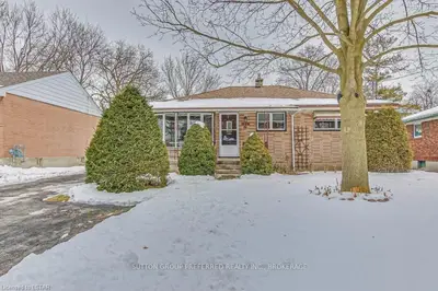 220 Goddard Boulevard, London East, On N5w 5a1