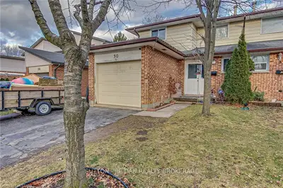 30 Ranchwood Crescent, London North, On N6g 3a2