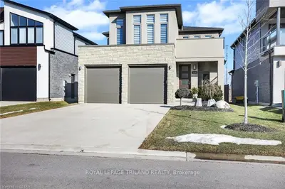 1770 Dewar Place, London North, On N6g 0l4