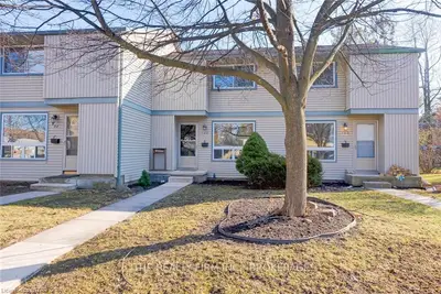 100 Monmore Road, London North, On N6g 3b3