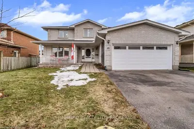 27 Napoleon Drive, London East, On N5v 4a8
