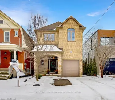 179 Langarth Street E, London South, On N6c 1z4