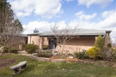 50 Fiddlers Green Road 54, London North, On N6h 4t4