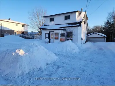 413 SPRUCE Street, Greater Sudbury, ON P3C 1N9